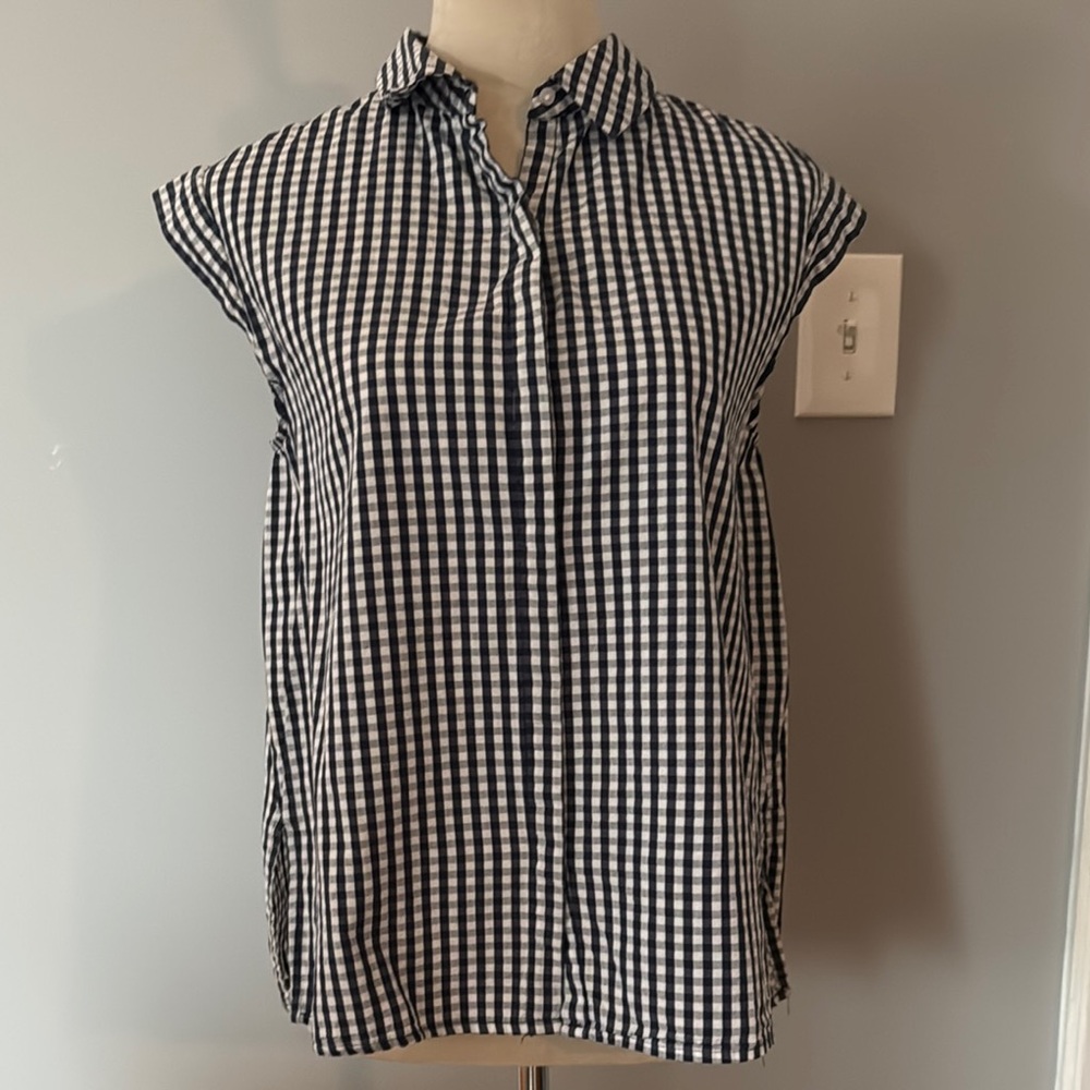 Zara Navy and White Cap Sleeve Button Down